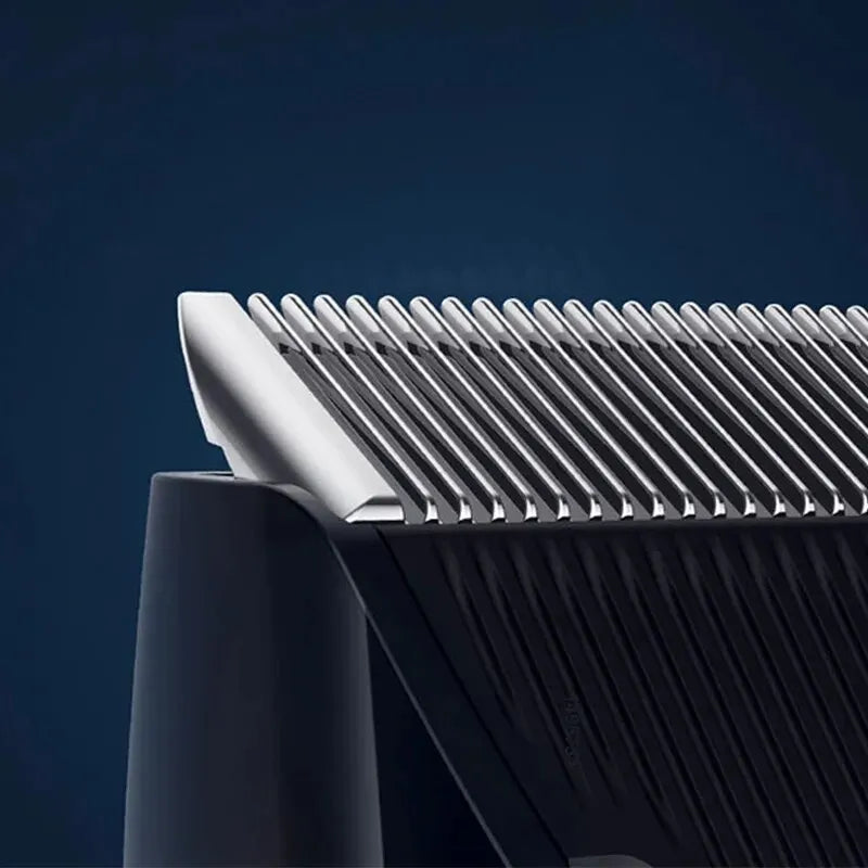 Close-up of XIAOMI MIJIA Hair Trimmer Machine’s titanium-plated ceramic blade, ensuring sharp, precise, and skin-friendly cuts.